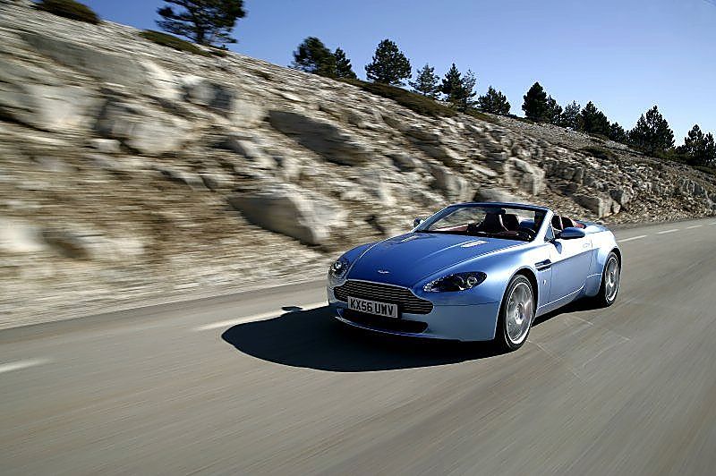 阿斯顿-马丁V8 Vantage外观图片