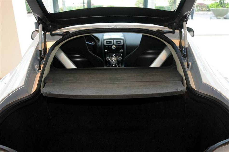 阿斯顿·马丁 2012款 4.7L AT S Coupe 座椅空间