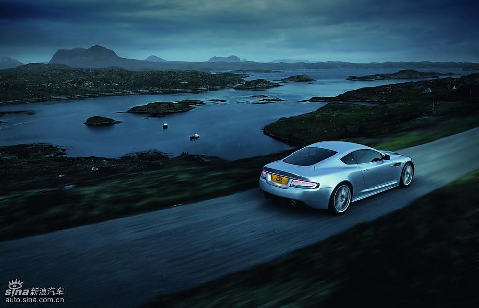 阿斯顿马丁到店