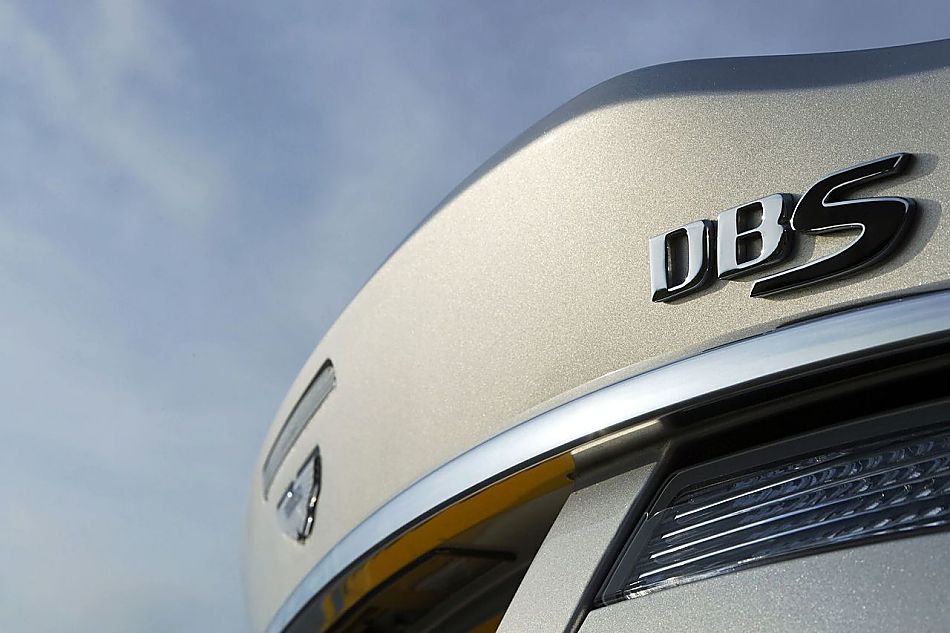 DBS Volante敞篷跑车外观图片