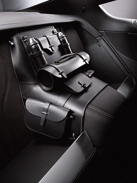 阿斯顿-马丁DBS内饰及细节