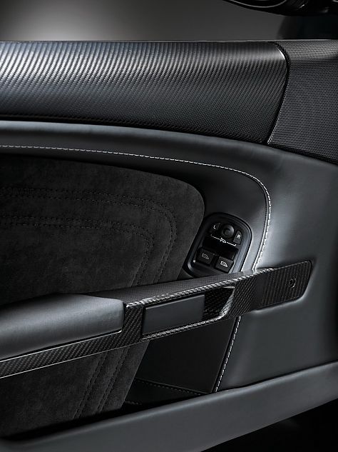 阿斯顿-马丁DBS内饰及细节