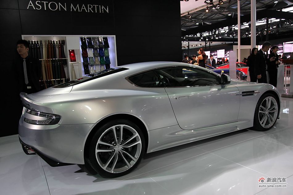 阿斯顿马丁DBS