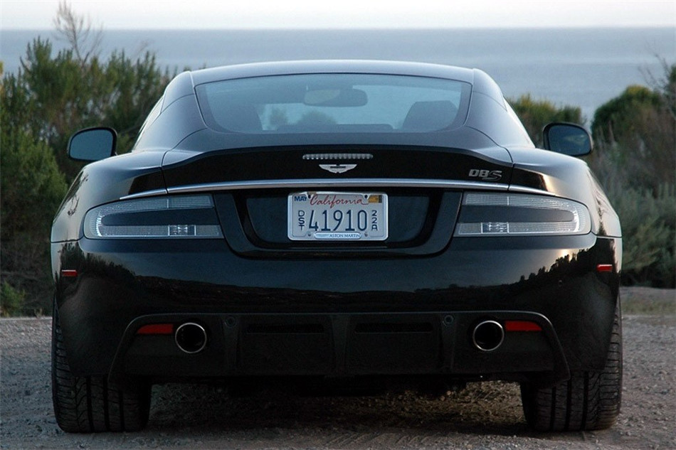 阿斯顿马丁DBS 2010款 Carbon Black 外观