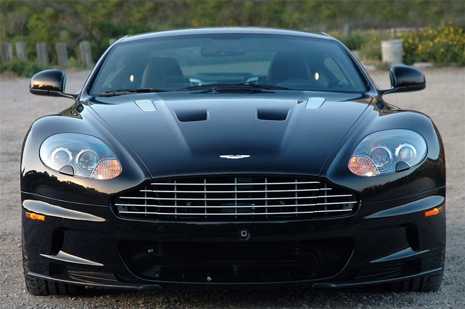 阿斯顿马丁DBS 2010款 Carbon Black 外观