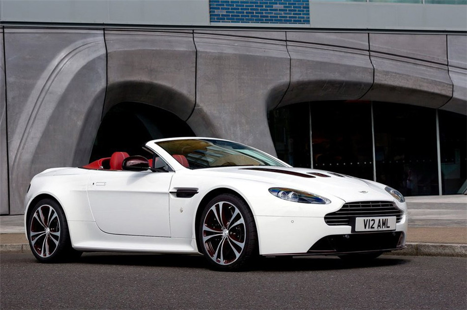 V12 Vantage 2012 6.0L MT Roadster