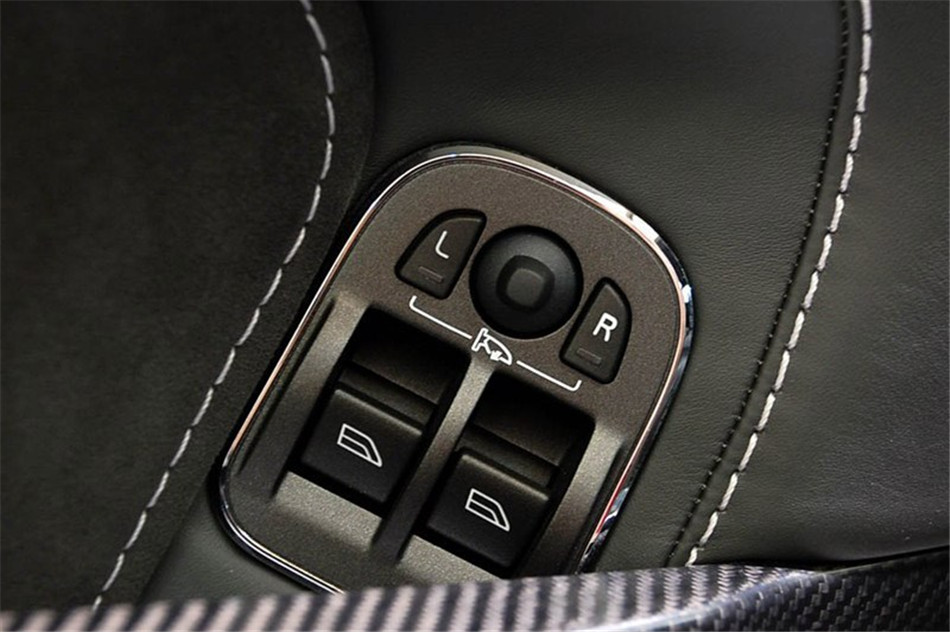 V12 Vantage 2012 6.0L MT Roadsterοռ