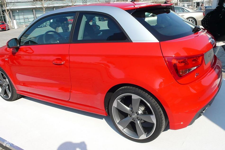 奥迪A1实拍图片
