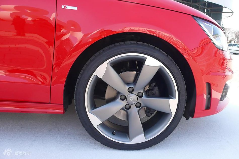 奥迪A1实拍图片