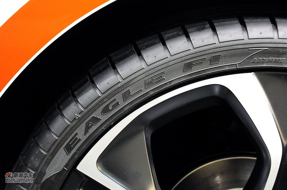 2011款奥迪A1实拍