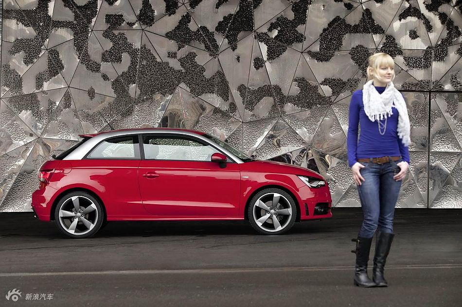 奥迪A1官方图片