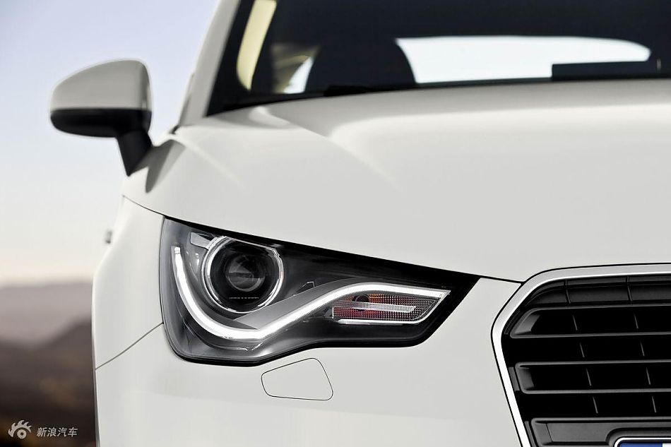 奥迪A1官方图片