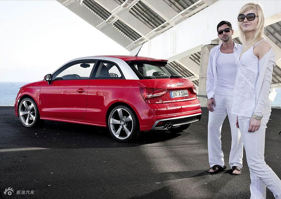 奥迪A1官方图片