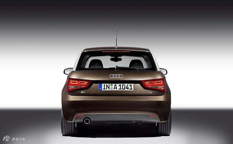 奥迪A1官方图片