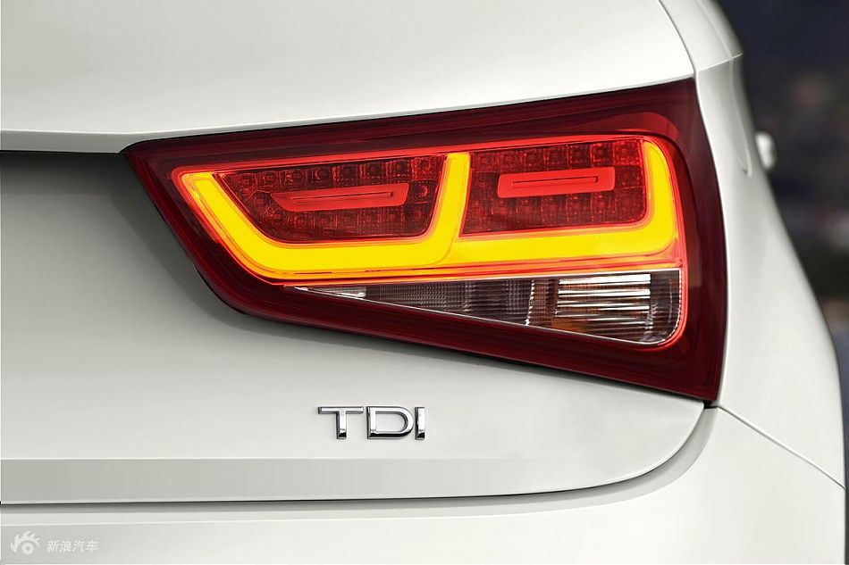 奥迪A1官方图片