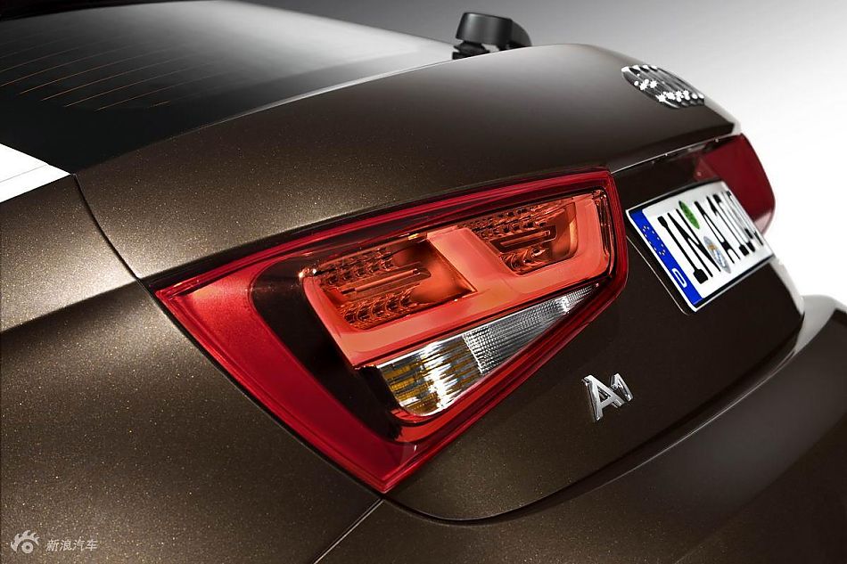 奥迪A1官方图片