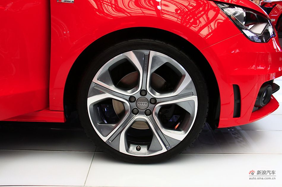 奥迪A1