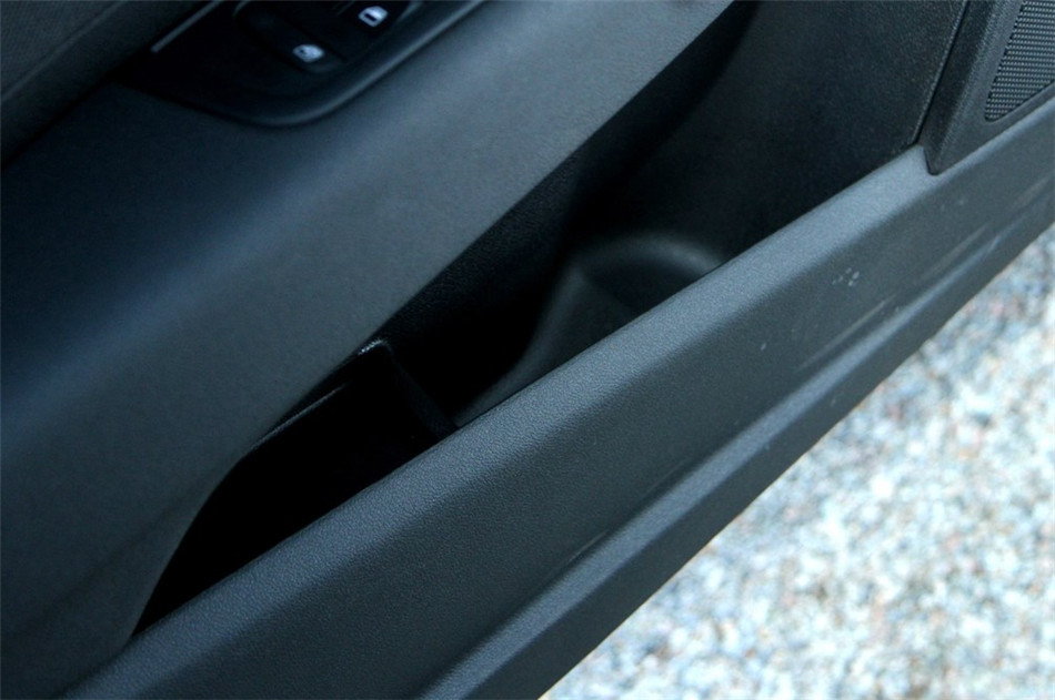 2013款 1.4T 双离合 30 TFSI Sportback Urban 座椅空间