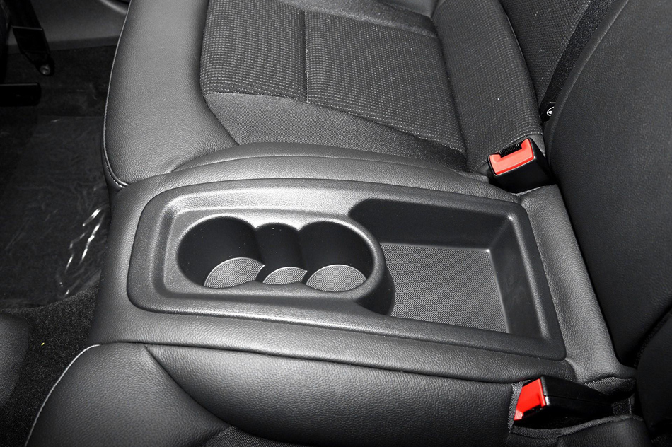 2018款 30 TFSI 限量典藏版 座椅空间