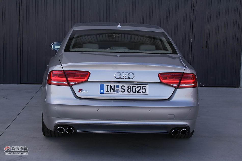 2012款奥迪S8外观