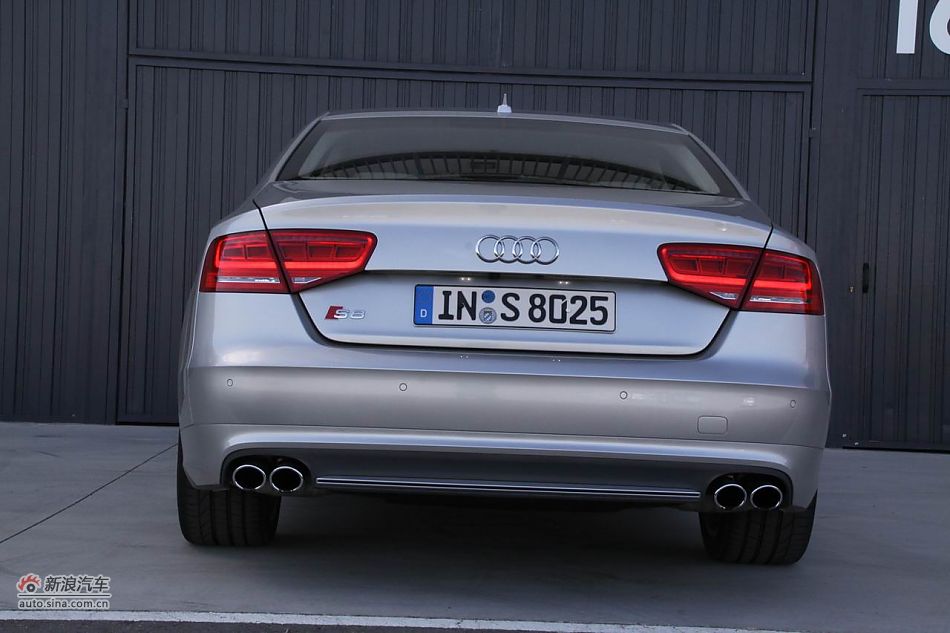 2012款奥迪S8外观
