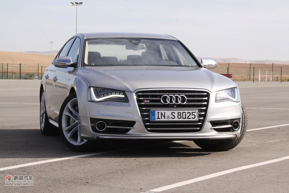 2012款奥迪S8外观