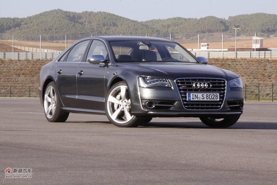 2012款奥迪S8外观