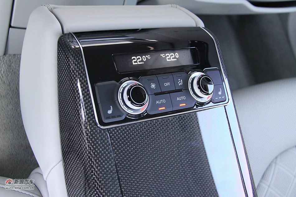 2012款奥迪S8内饰功能