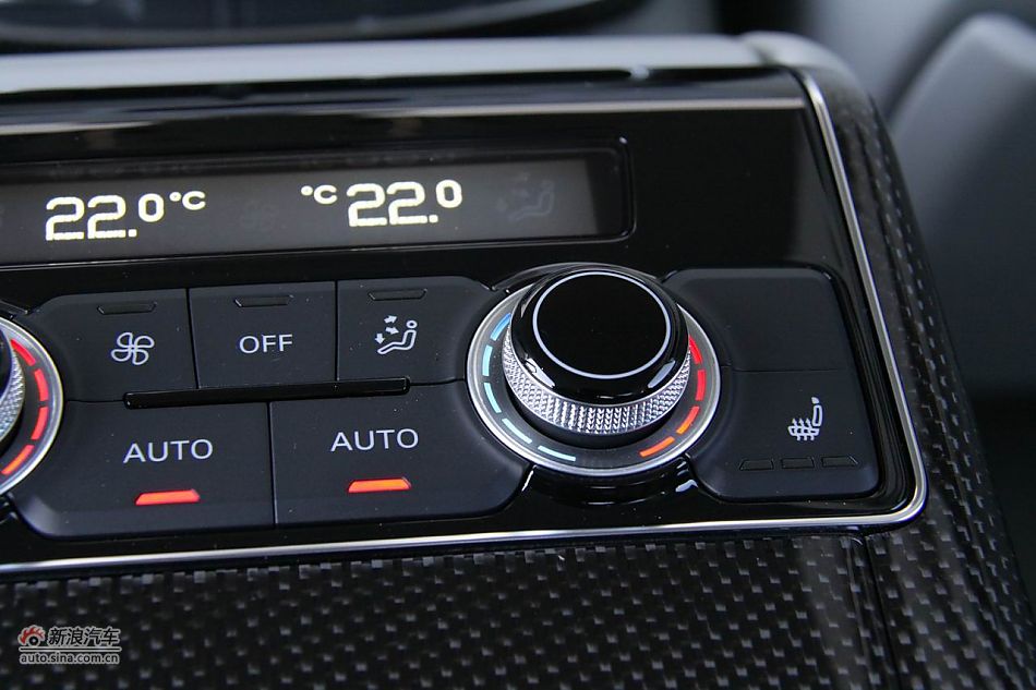 2012款奥迪S8内饰功能