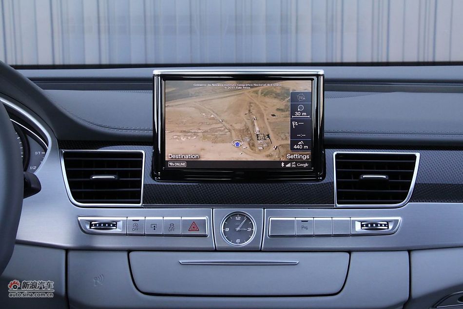 2012款奥迪S8内饰功能