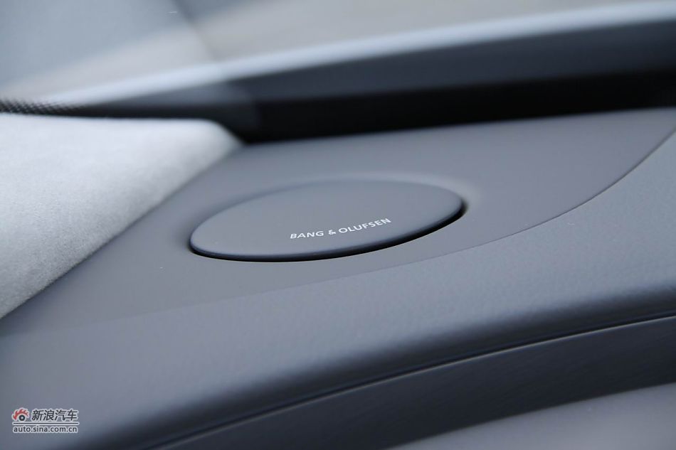 2012款奥迪S8内饰功能