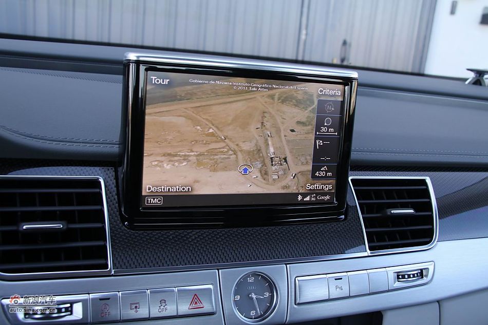 2012款奥迪S8内饰功能