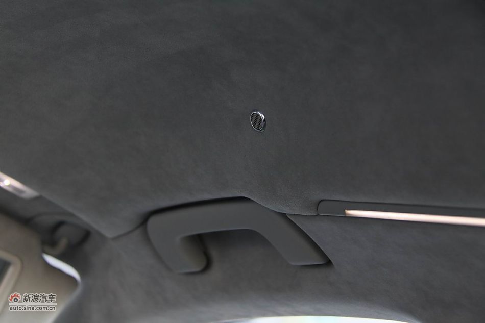 2012款奥迪S8内饰功能