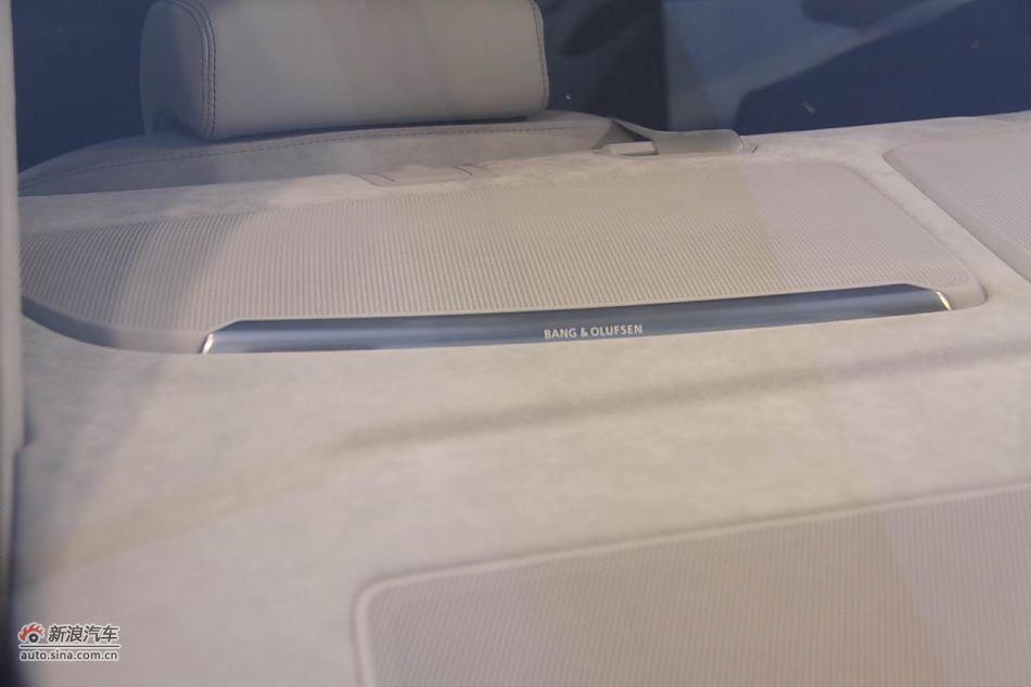 2012款奥迪S8内饰功能