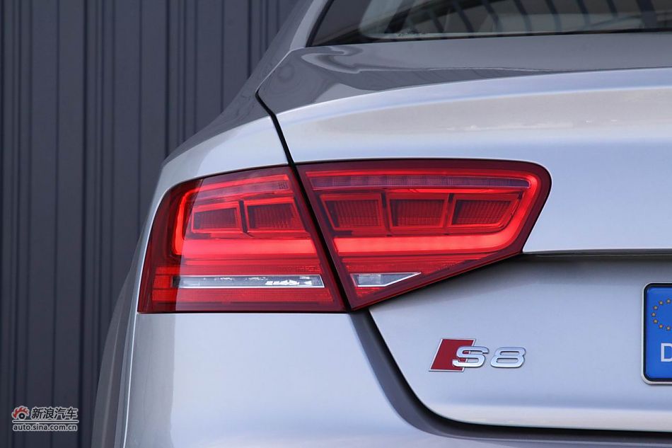 2012款奥迪S8外观细节