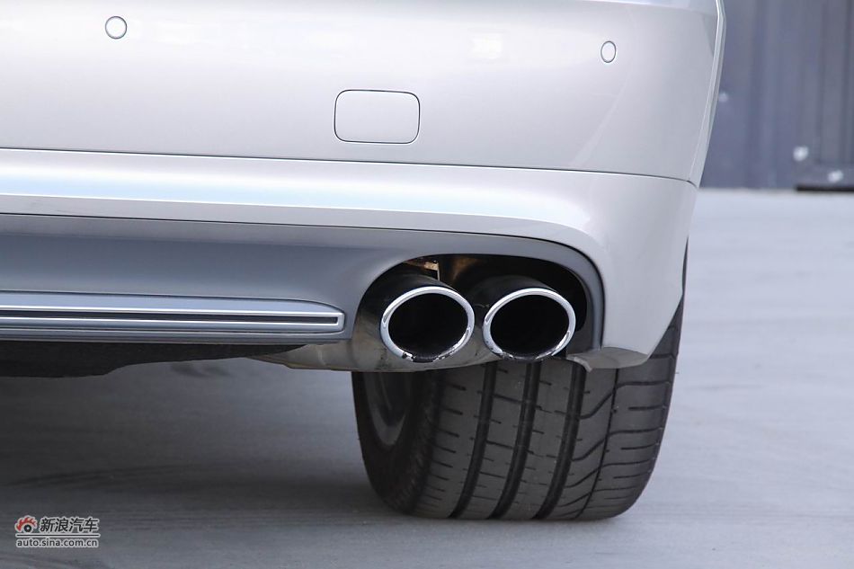 2012款奥迪S8外观细节