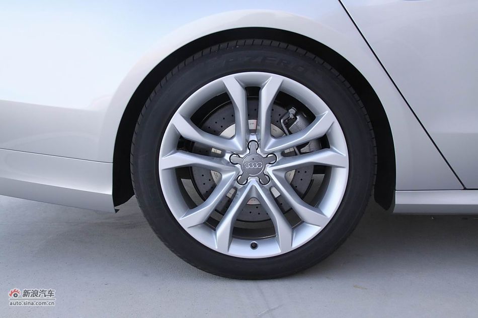 2012款奥迪S8外观细节