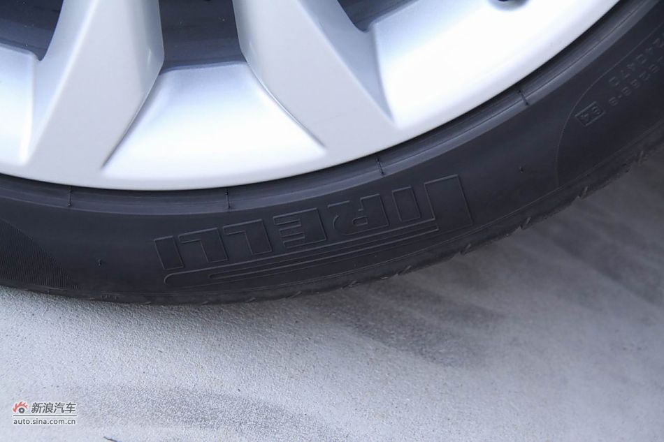 2012款奥迪S8外观细节