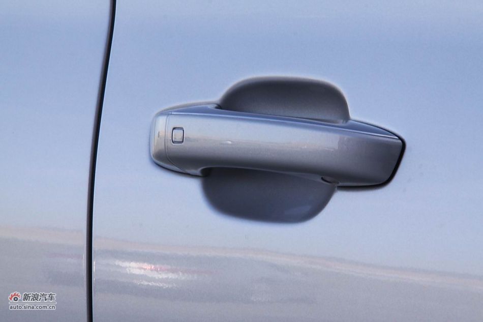 2012款奥迪S8外观细节