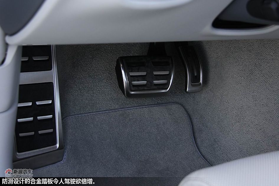 西班牙体验2012款奥迪S8