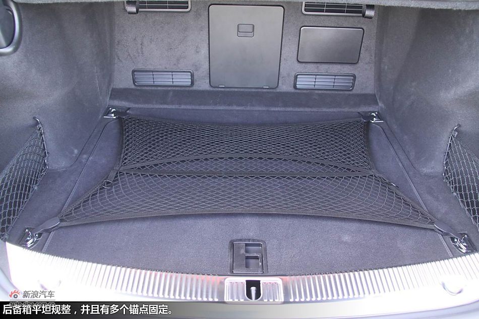 西班牙体验2012款奥迪S8