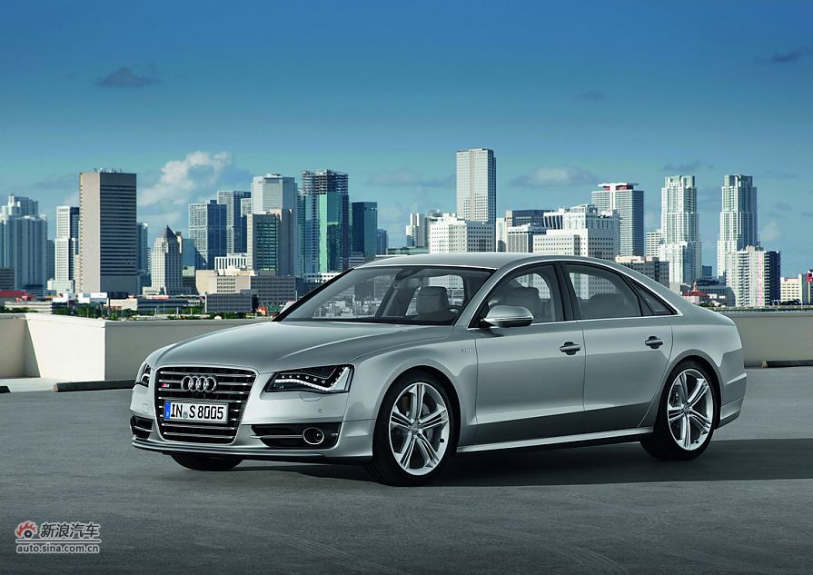 2012款奥迪S8官图
