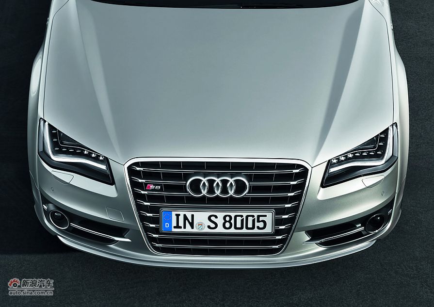 2012款奥迪S8官图