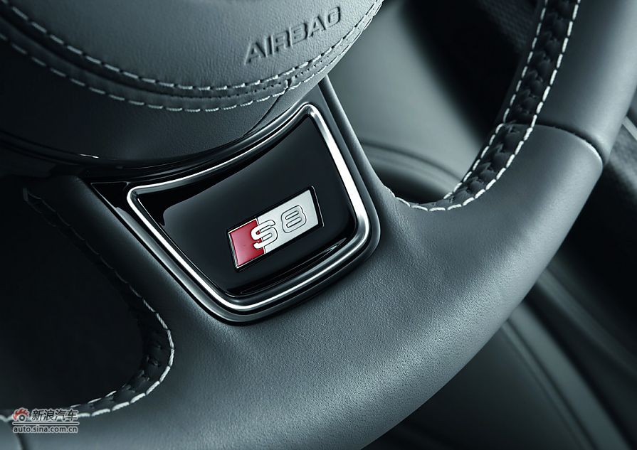 2012款奥迪S8官图