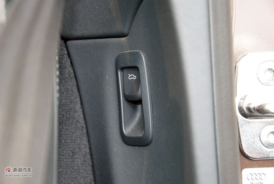 2011款奥迪R8 Spyder