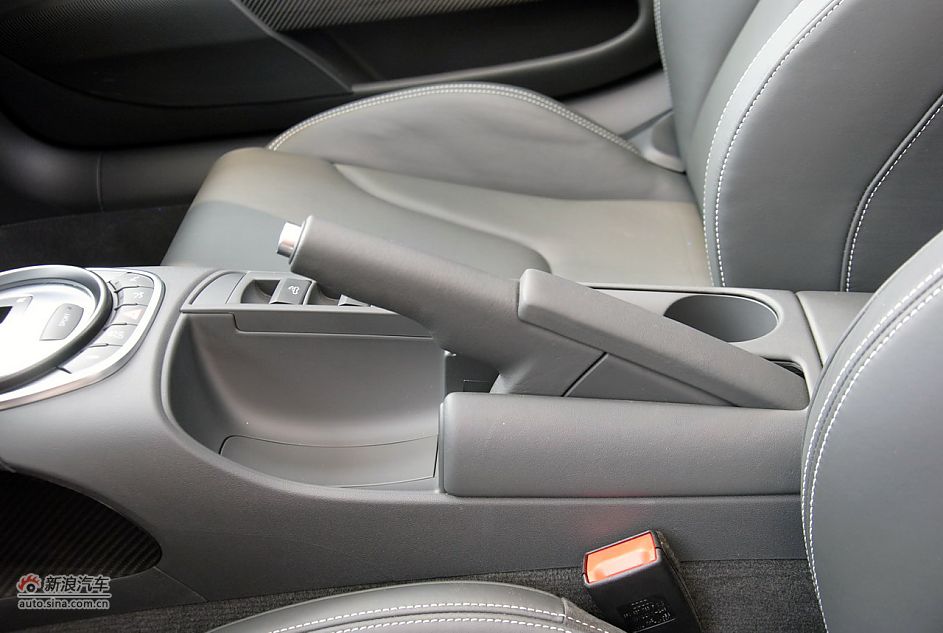 2011款奥迪R8 Spyder