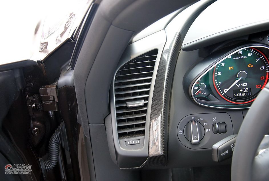 2011款奥迪R8 Spyder