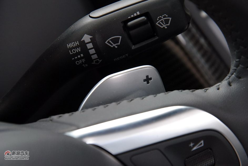 2011款奥迪R8 Spyder