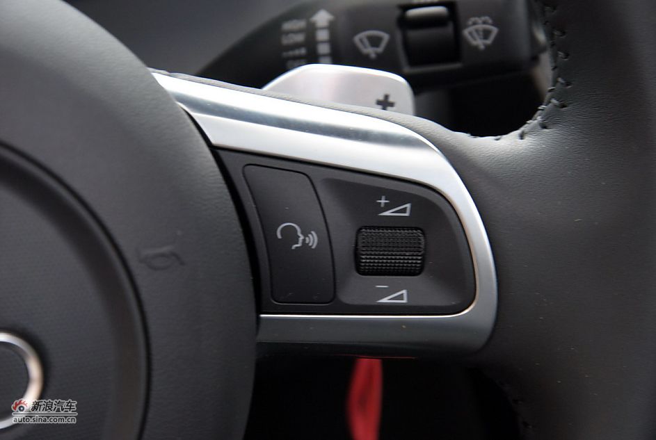 2011款奥迪R8 Spyder