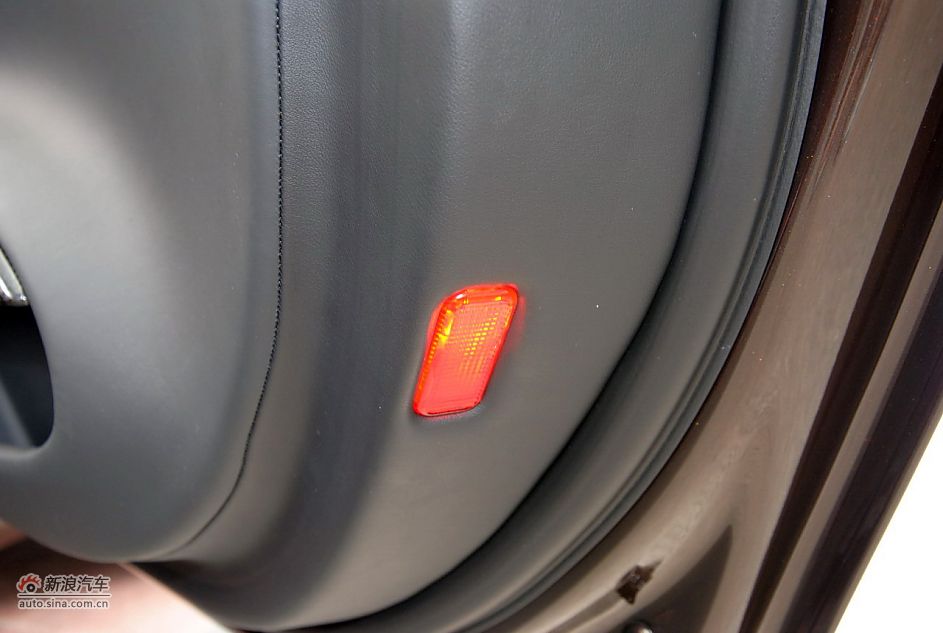 2011款奥迪R8 Spyder